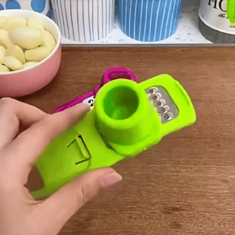 demonstration du fonctionnement du presse ail